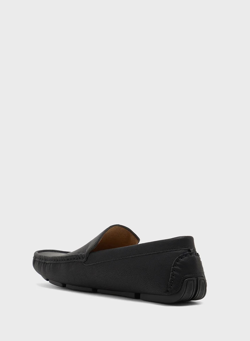 روبرت وود Casual Suede Loafers