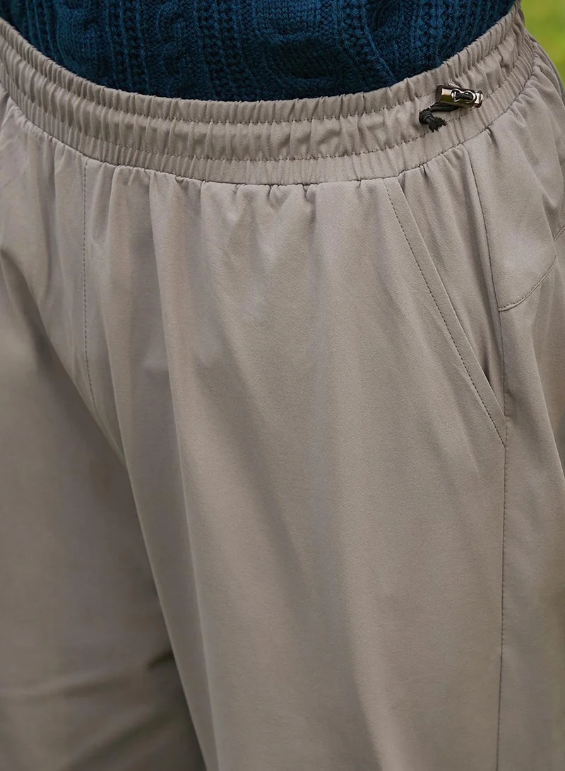 Campus Sutra Men's Hazelnut Beige Relaxed Parachute Trousers