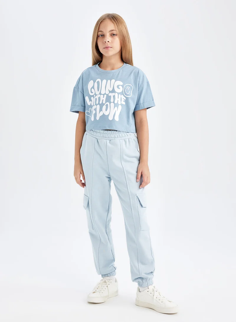 ديفاكتو Cropped Crew Neck Printed Short Sleeve T-Shirt