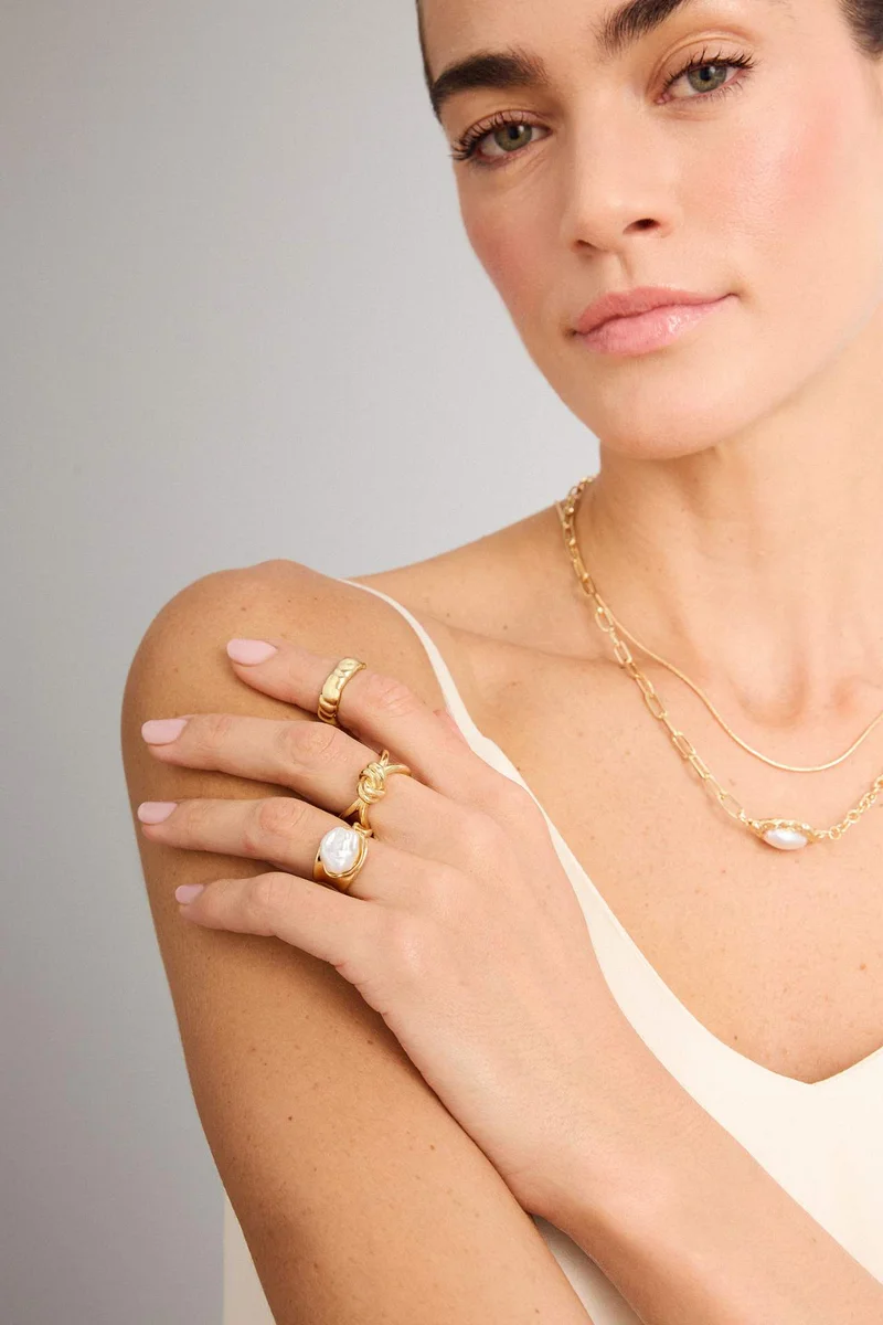 Woman 3 Piece Rings