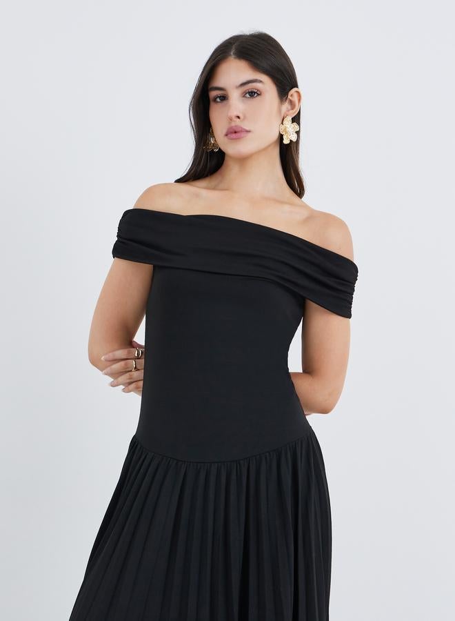 Styli Plain Off Shoulder A-Line Midi Dress - Image 3