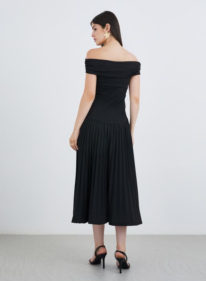 Styli Plain Off Shoulder A-Line Midi Dress - Image 5