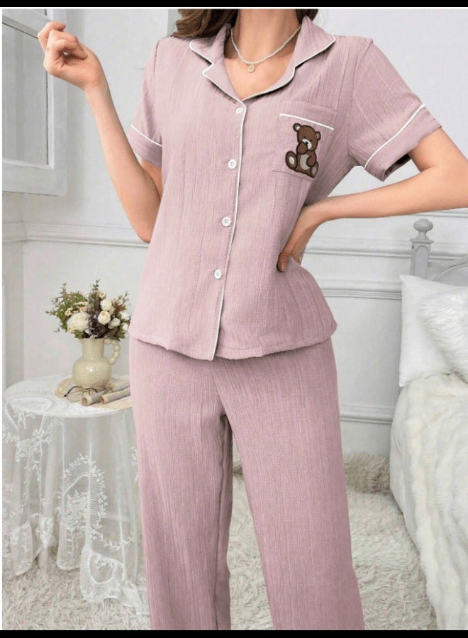 Shein مجموعة بيجاما نسائية قصيرة الأكمام والبنطلون الطويل بجيوب تطريز دب وتقليمات بألوان مختلفة  - Image 3