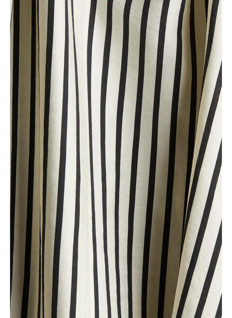 اتش اند ام بلوزة واسعة