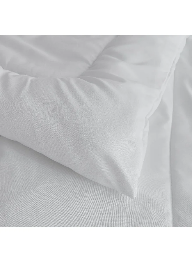 Home Box Axis Solid Microfiber Double Comforter 230 x 200 cm