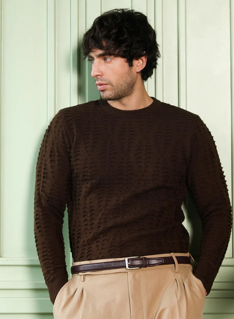 كامبوس سوترا كنزة رجالية بنقش هندسي مضلع بياقة دائرية وأكمام مضلعة طويلة