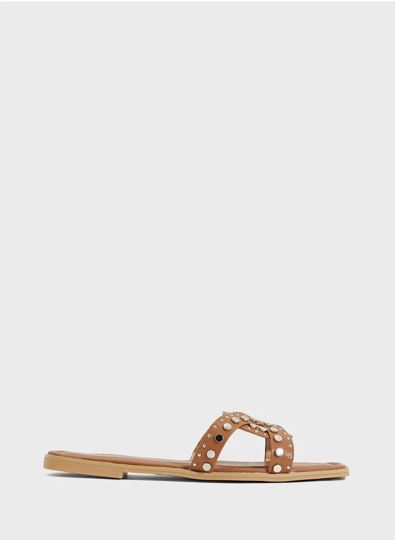 ايلا Studded Flat Sandal