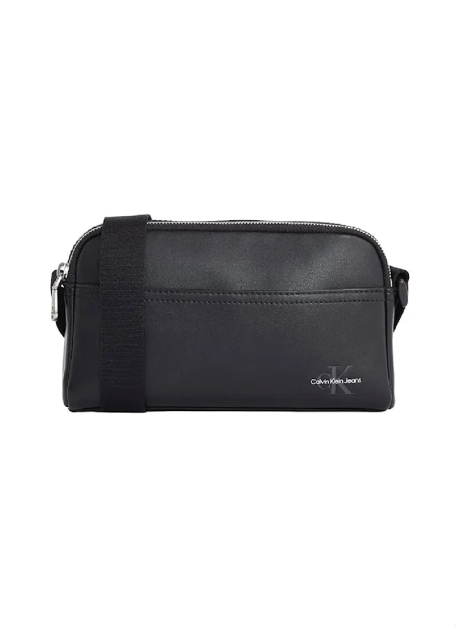 Calvin Klein Jeans Crossbody Camera Bag