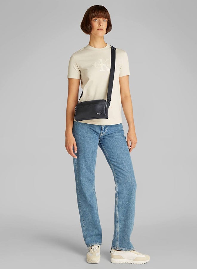 كالفن كلاين جينز حقيبة كاميرا كروس - Image 2