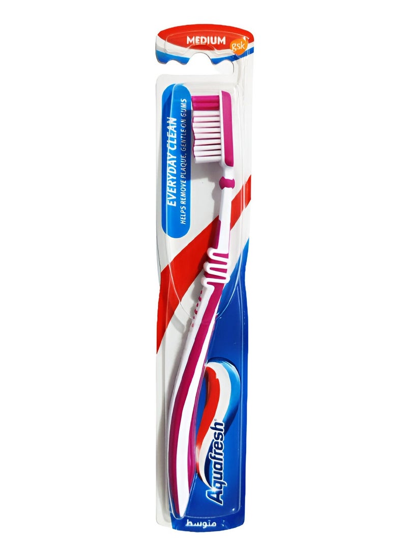 Aquafresh Everyday Clean Medium Toothbrush Multicolour