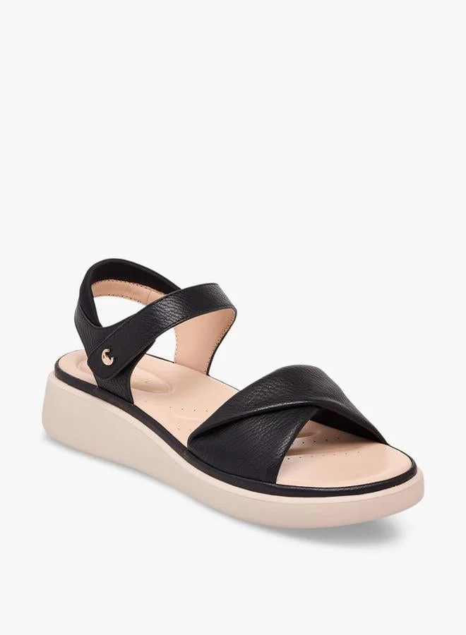 لو كونفورت Women Hook & Loop Strap Sandals