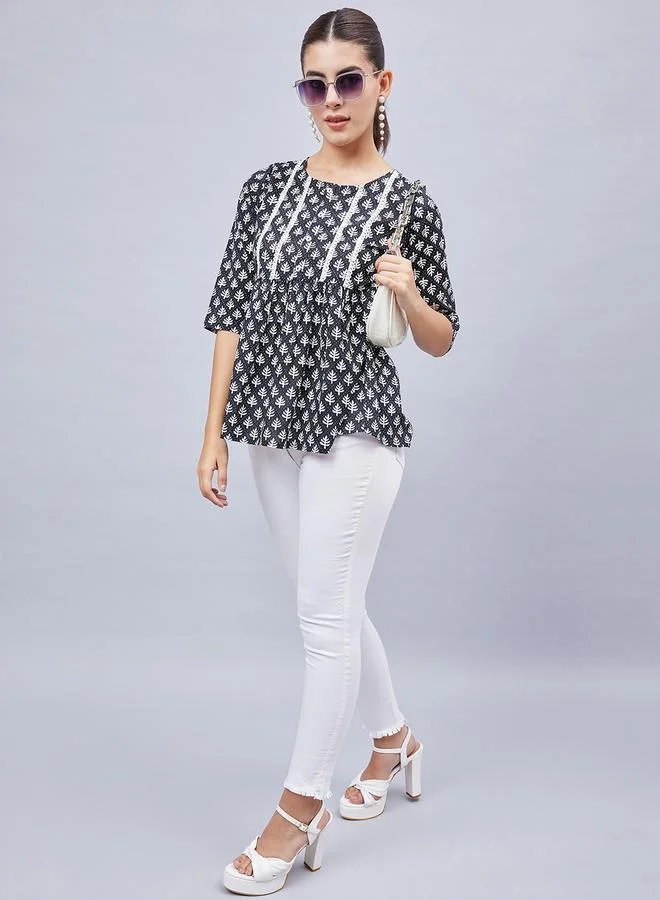Winered Women Cotton Lace Detailed Tunic Top