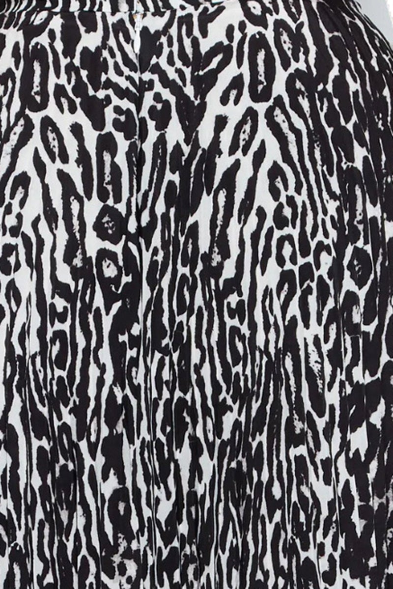 BURBERRY Women Animal Print Midi Skirt, Black - Image 5