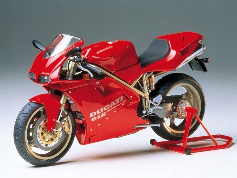 Tamiya 1/12 Scale Ducati 916 Model Kit - Image 2