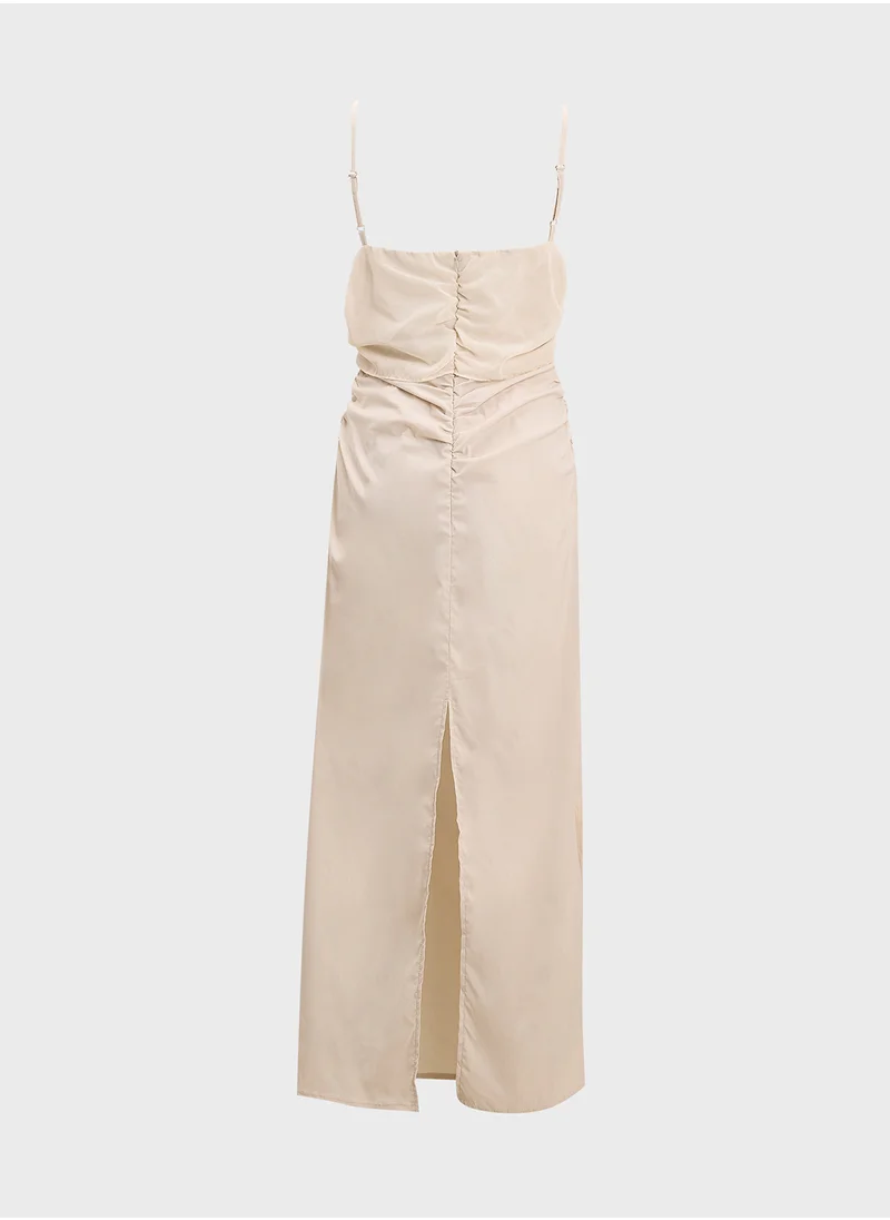 جينجر Strappy Ruched Bodycon Dress