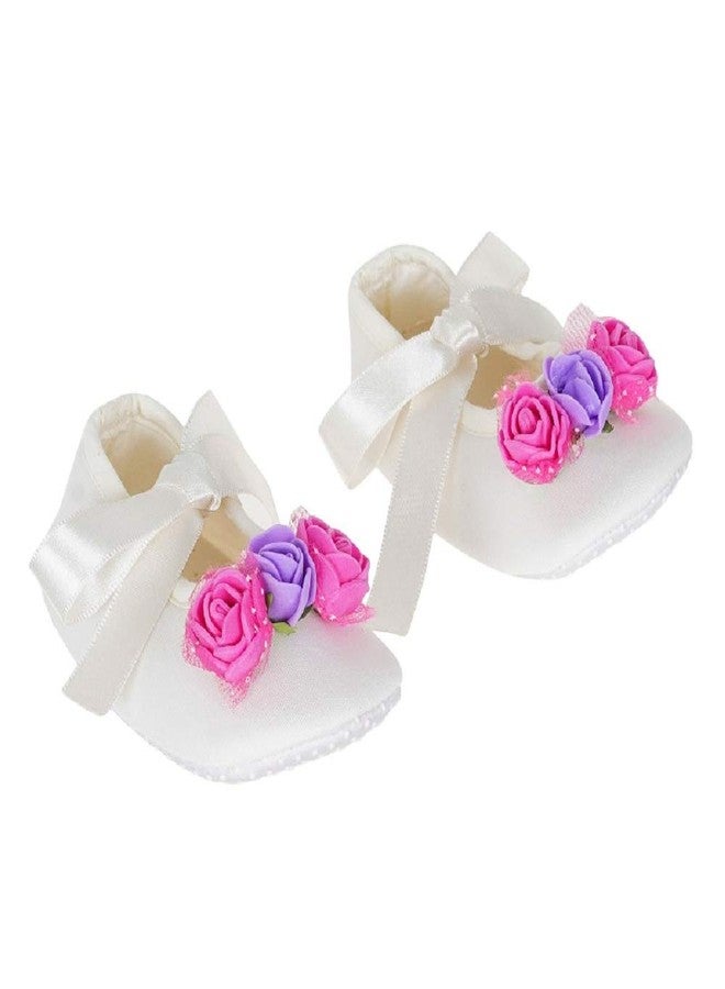 Rsmart Unisex-Baby's White Bootie -3 Months - Image 1