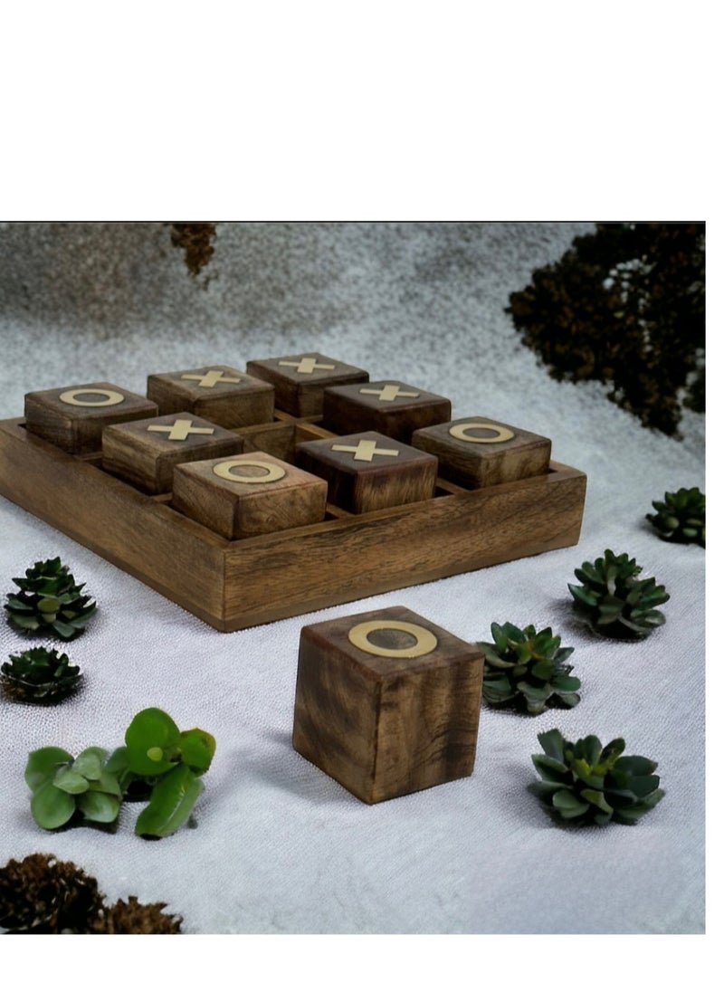 XO board game, handmade, made of wood, divided into squares, with the symbols X and O drawn on them, and characterized by its wooden base, which makes it rest on the table or on the floor.