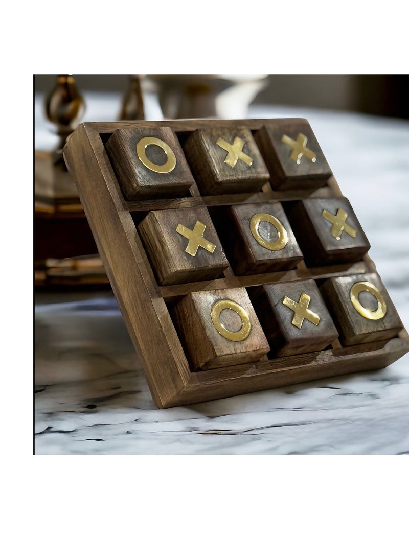 XO board game, handmade, made of wood, divided into squares, with the symbols X and O drawn on them, and characterized by its wooden base, which makes it rest on the table or on the floor.