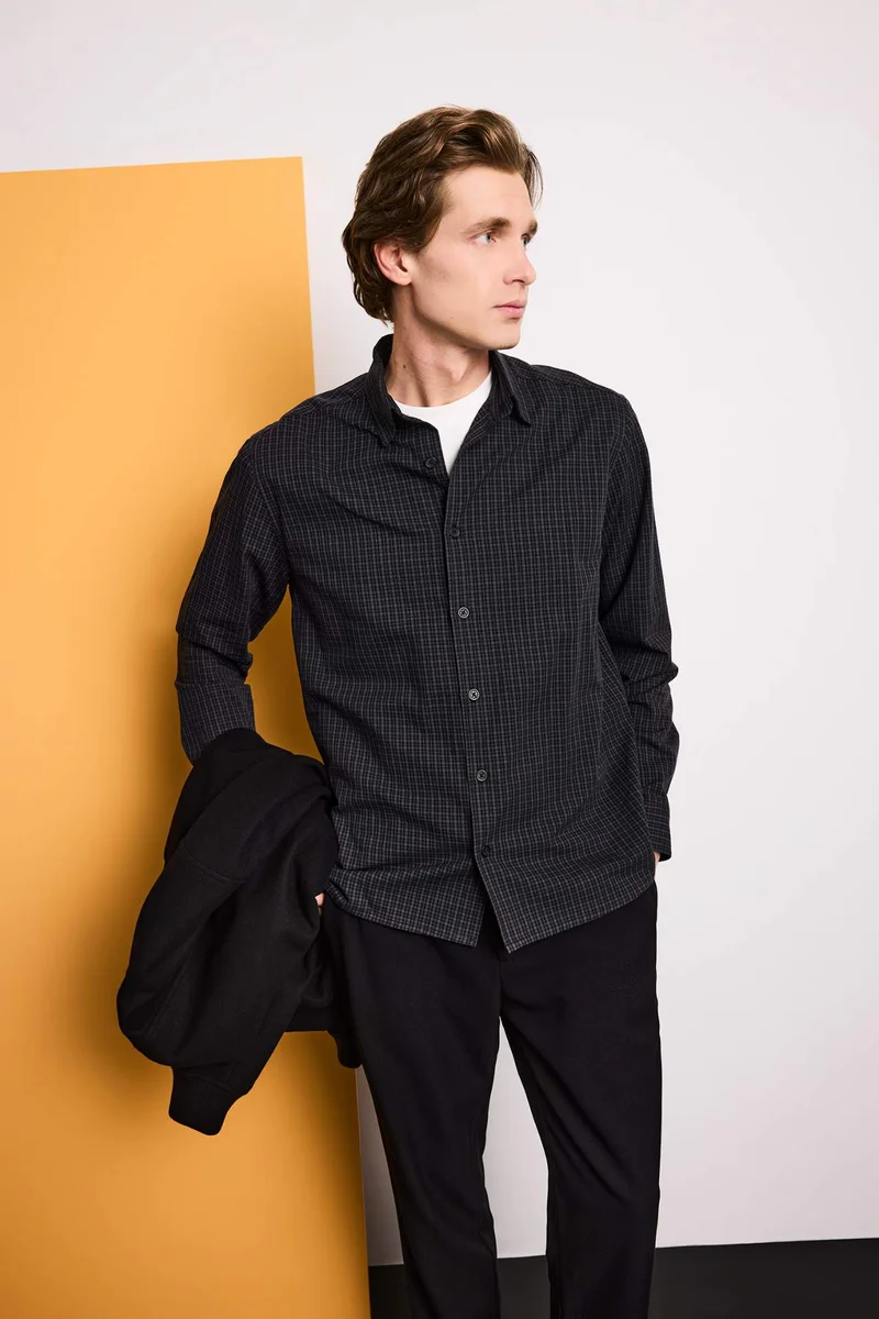 ديفاكتو Regular Fit Printed Shirt