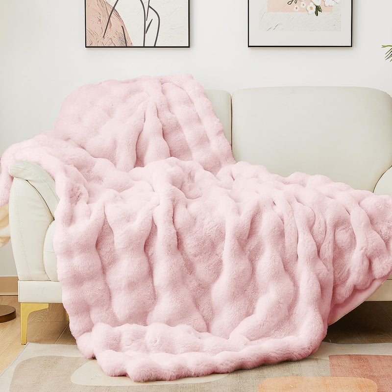 Latepis Pink Faux Fur Throw Blanket for Couch Bubble Cute Soft Warm Comforter Thick Furry Blanket for Sofa Bedroom Cozy Blankets for Women Gift Luxury Blanket for All Seasons 50''x60'', 860gsm - Image 1