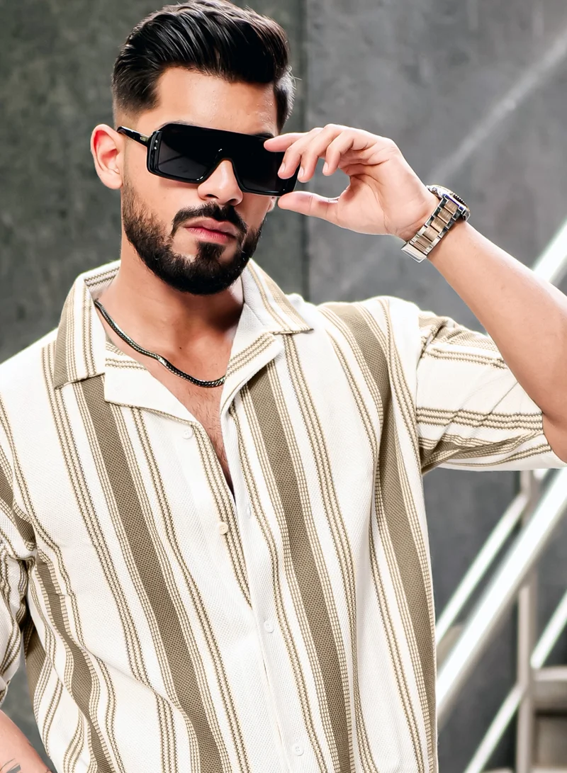 مانياك قميص رجالي مانياك بخطوط الباركود وأكمام نصفية من قماش العسل الرمادي البني
