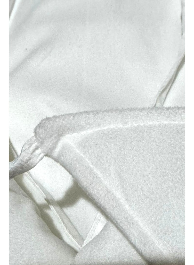 Soft and Portable Baby Cradle (Velvet)  - Image 2