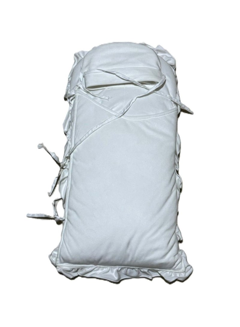 Soft and Portable Baby Cradle (Velvet)  - Image 4
