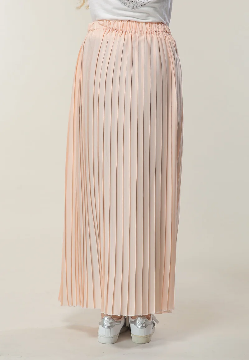 Moistreet  Pleated High Waist Maxi Skirt for Women | Best Price UAE