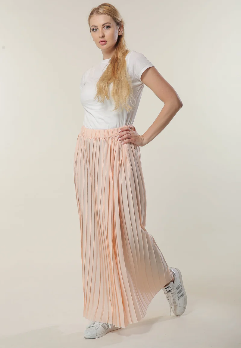 Moistreet  Pleated High Waist Maxi Skirt for Women | Best Price UAE