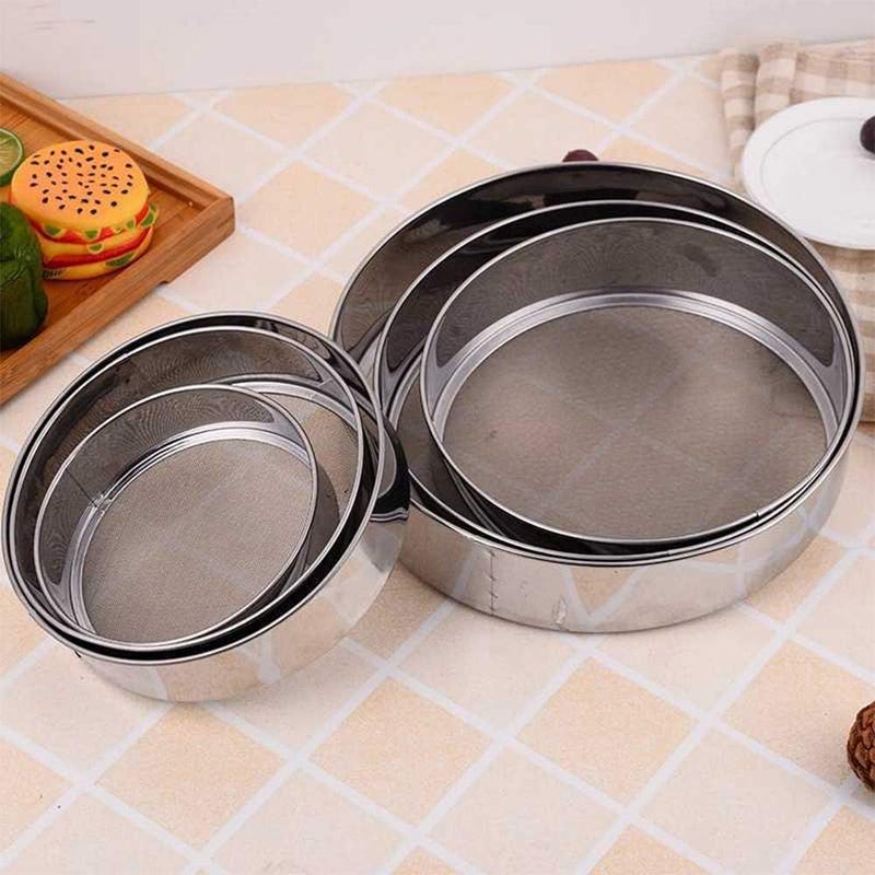 Spaceshoop 6 Pcs Flour Sieve Strainers Sets for Baking, 6 Sizes Stainless Steel Round Fine Mesh Strainer Sifters Food Strainers with 40 Mesh, Kitchen Strainer Colander Sieve for Bake Decorate Cakes - Image 3