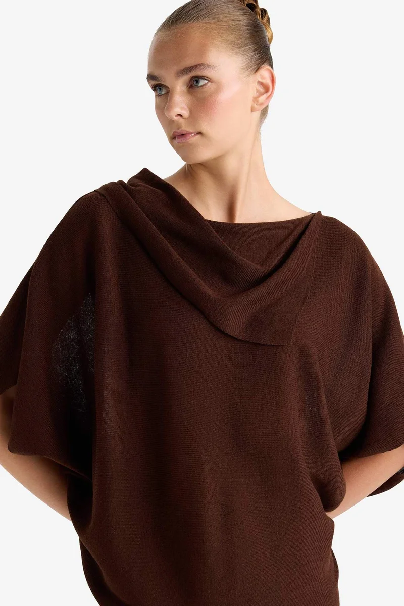 ديفاكتو Oversize Fit Boat Collar Knitwear Pullover