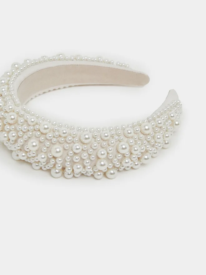 Styli Styli Faux Pearl Embellished Headband