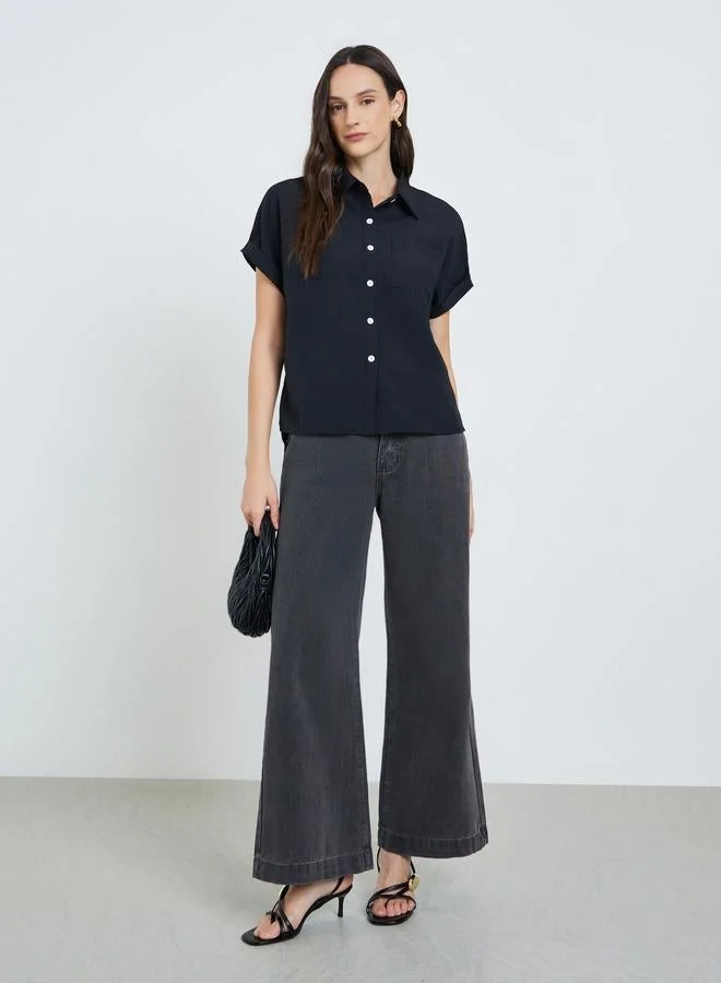 تايك تو بلوزة بأكمام قصيرة بأزرار