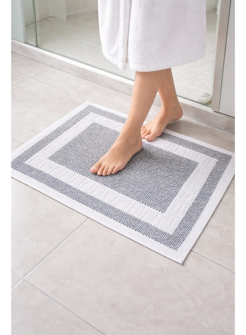 دواسة حمام قطن عالي الجودة مقاس 50x75 سم - Image 1