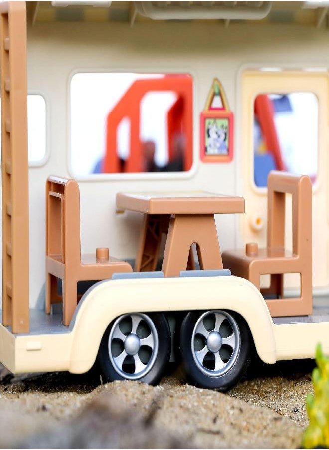 BLUEY - Bluey Caravan Adventure Playset, with 2.5" Jean Luc Figure - Image 1