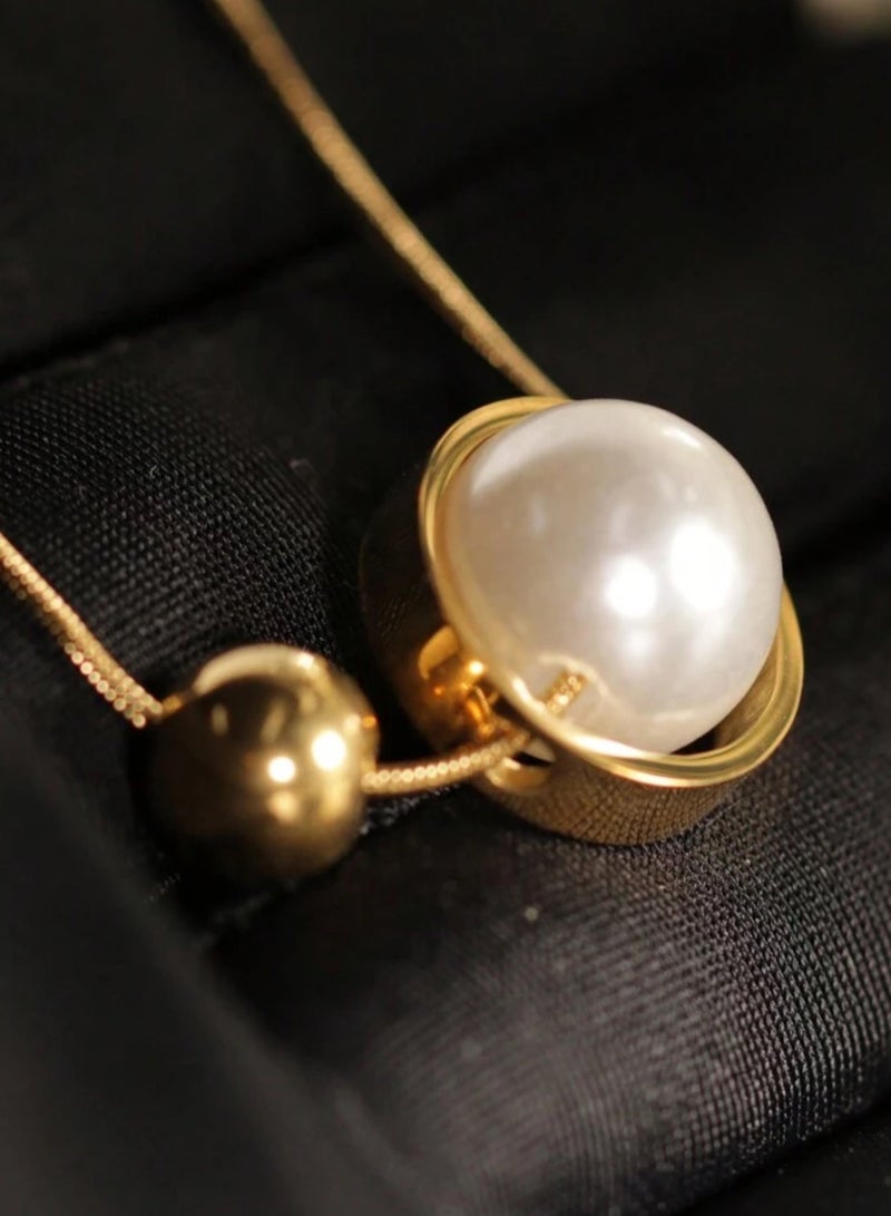 إيكوال سلسال نسائي أنيق من الاستانلس ستيل مطلي باللون الذهبي - Image 4