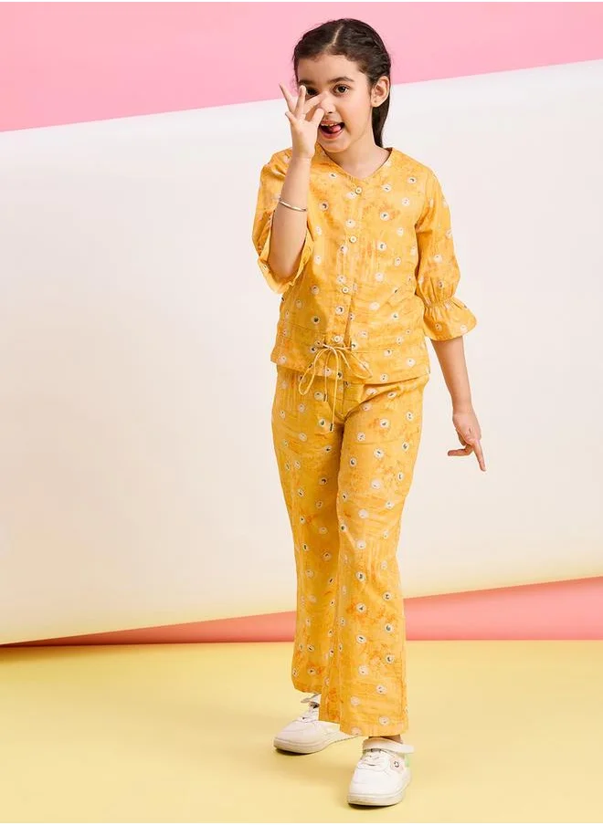 ستايلو بج Floral Print 3/4 Sleeves Top & Pants Set by Styli