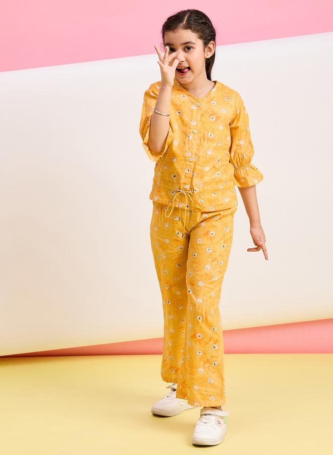 Stylo Bug Floral Print 3/4 Sleeves Top and Pants Set - Image 1