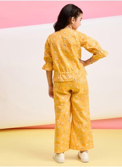 Stylo Bug Floral Print 3/4 Sleeves Top & Pants Set by Styli  - Image 4