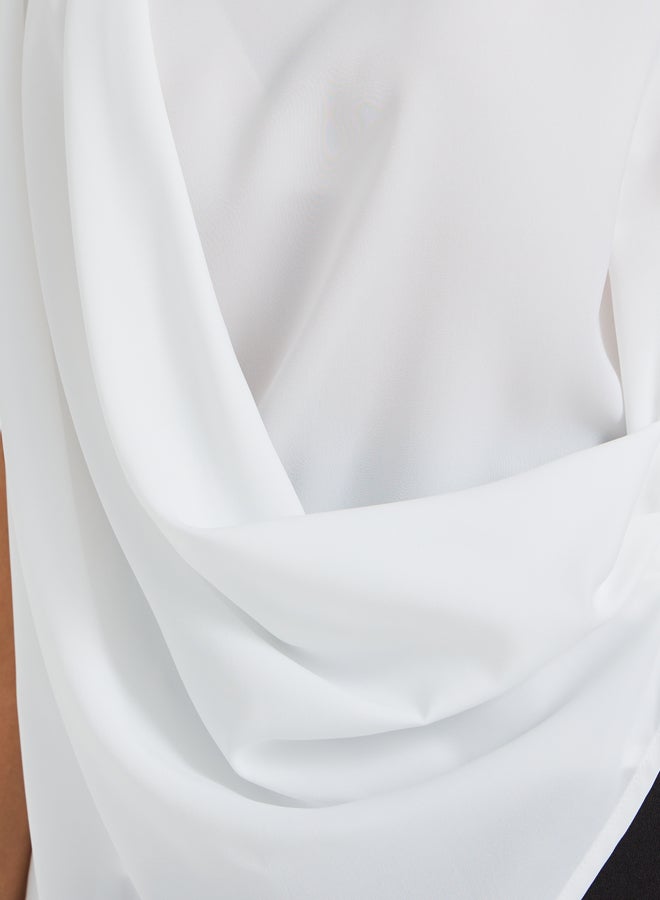 تايك تو بلوزة بياقة دائرية سادة وحافة غير متماثلة - Image 3