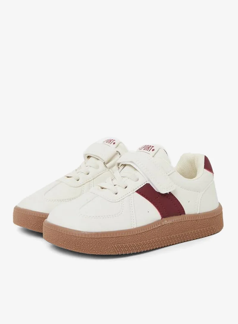 Styli Boys Hook and Loop Sneakers