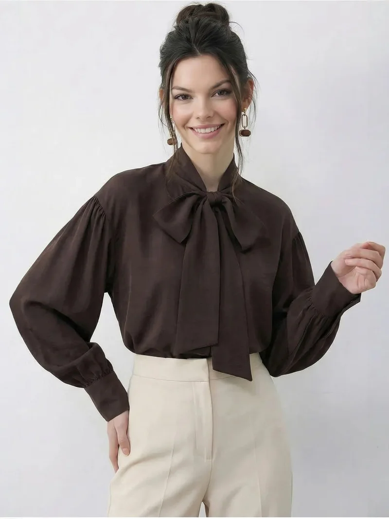 بيانكو لوتشي LUCCI Tie Detail Blouse