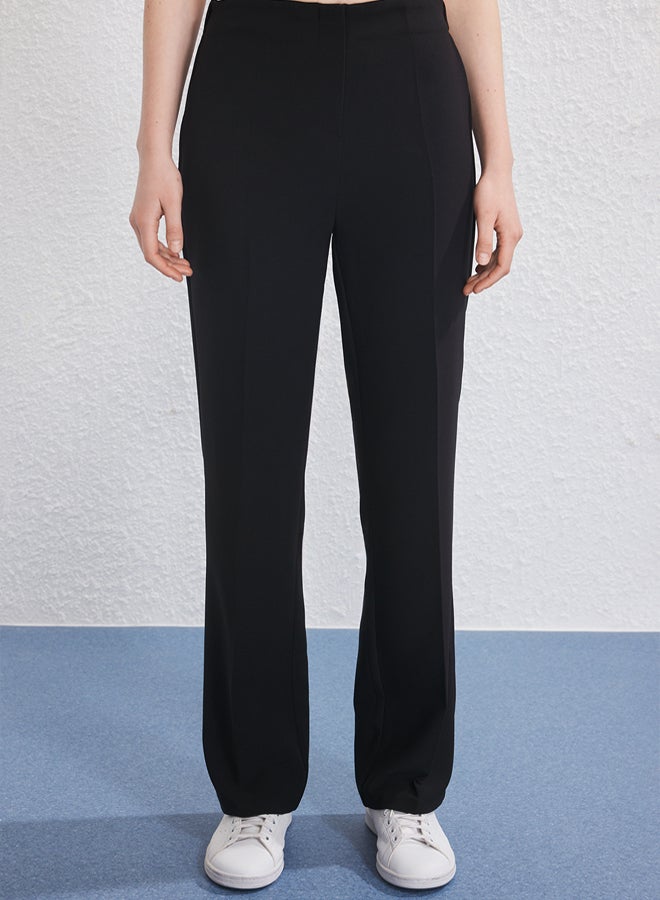 trendyol Black Elastic Back Waist Straight Cut Woven Trousers - Image 3