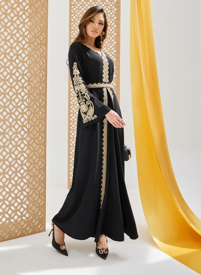 Styli Cut Out Embroidered Lace Trim Kaftan