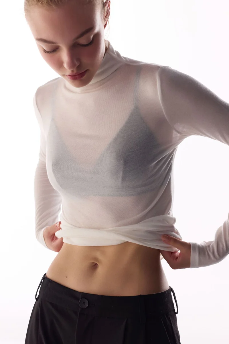 بنتي PENTI Turtleneck Cashmere Long Sleeve Blouse