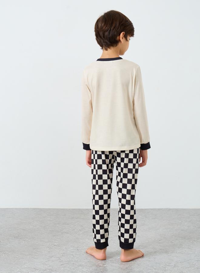 Styli Panda Printed Long Sleeve T-Shirt and Pyjama Set - Image 5