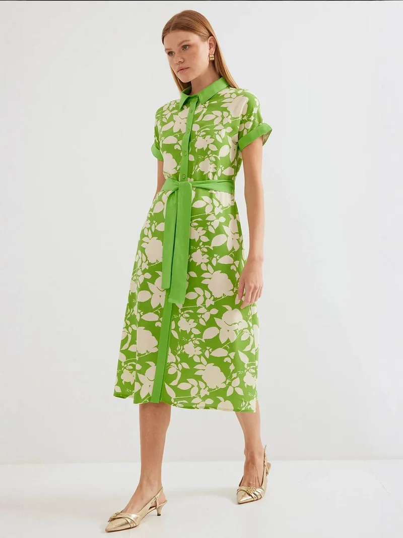 بيغ دارت فستان ميدي مزهر من  بفيونكة