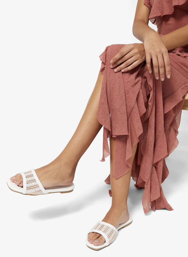 جينجر صنادل مسطحة