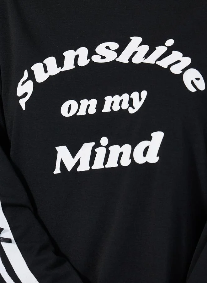Styli Oversized Slogan Print T-Shirt with Bow Detail