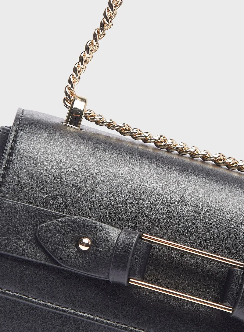 سيليست Chain Detail Flap Over Crossbody
